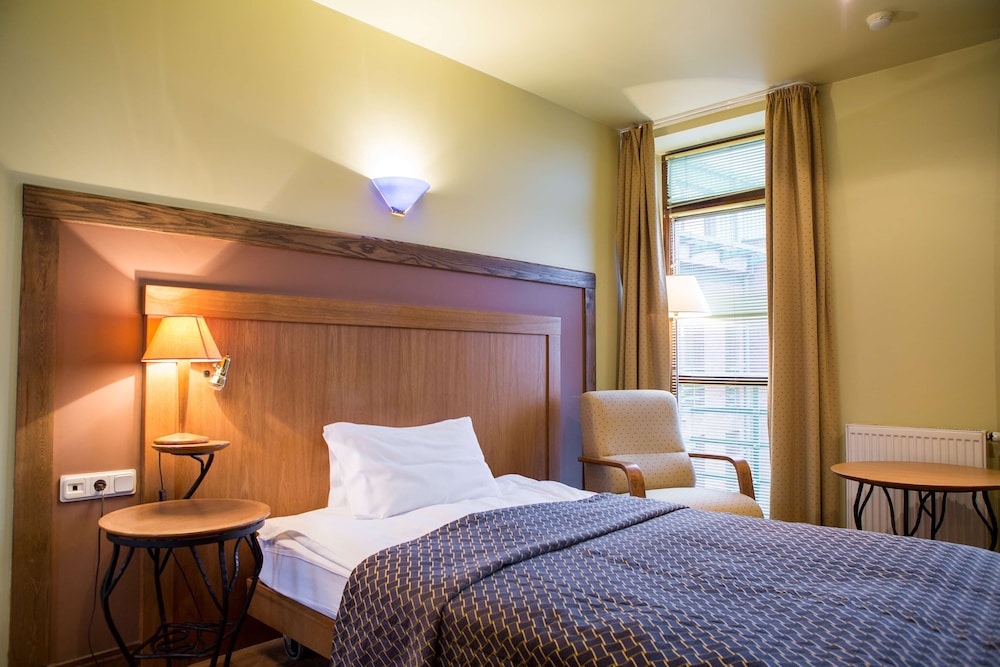 Best Western Santakos Hotel 9/44