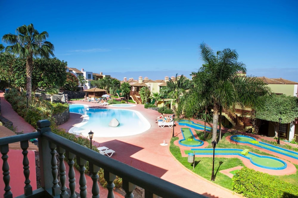 Apartamentos Oasis San Antonio 7/53