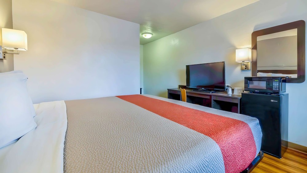 Motel6 Santa Rosa NM 34/54