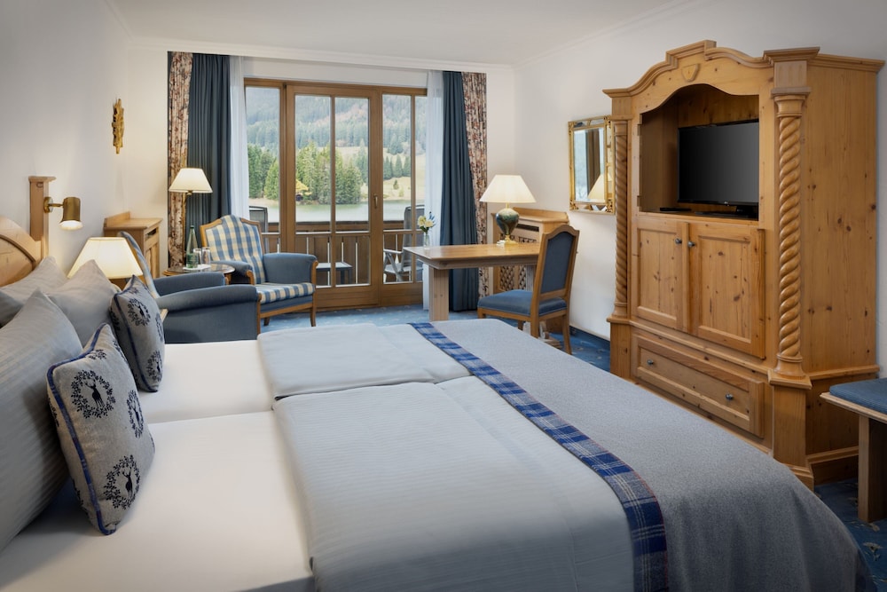 Comfort, King Bed, Mountain View, Balcony