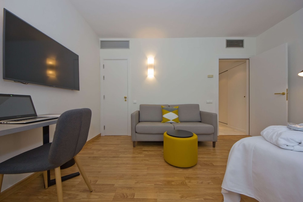 Aparthotel Atenea Valles 22/62