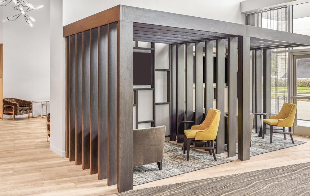 Hyatt Place Houston Medical Center 36/38