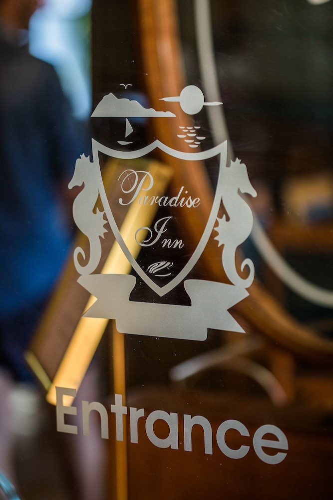 Paradise Inn photo2