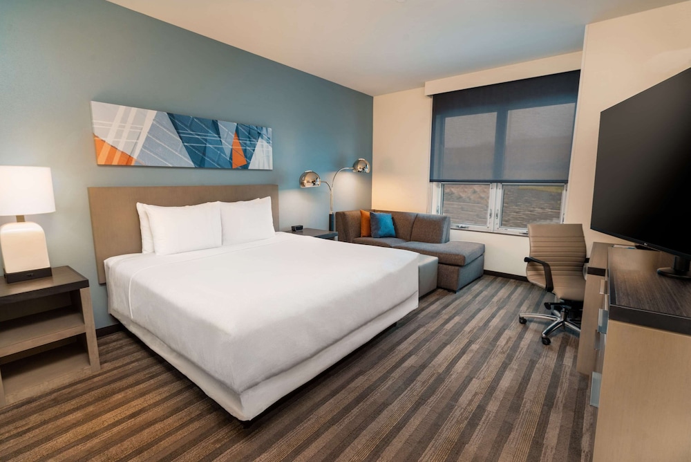 Room, King Bed, Sofa