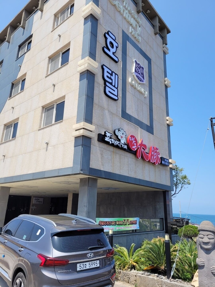 The Stay Century Hotel 46/48