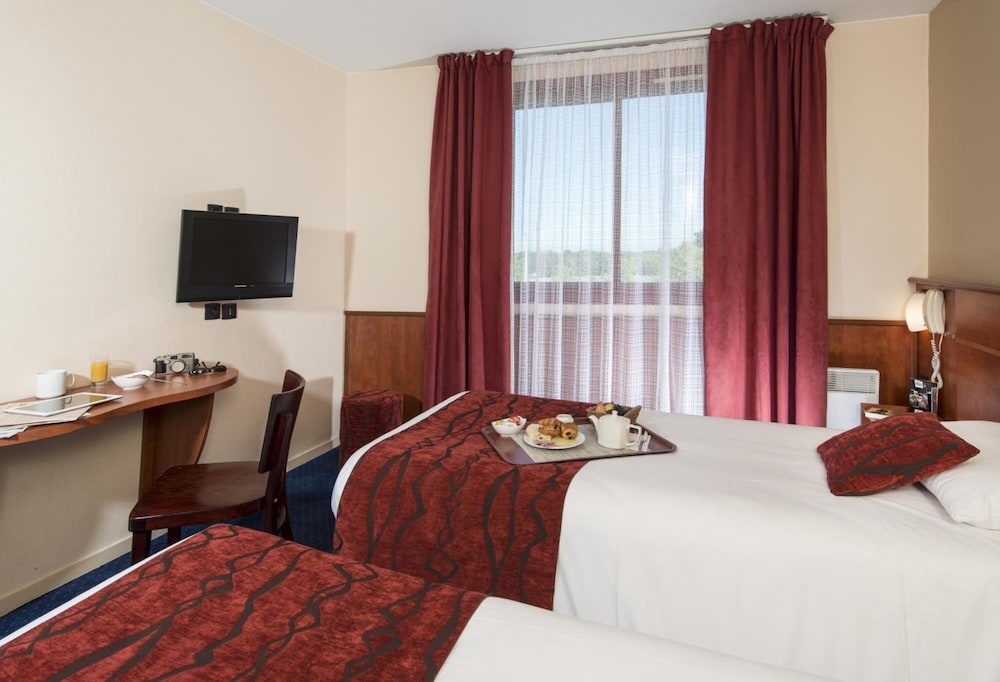 Brit Hotel Nantes La Beaujoire - L Amandine 12/62