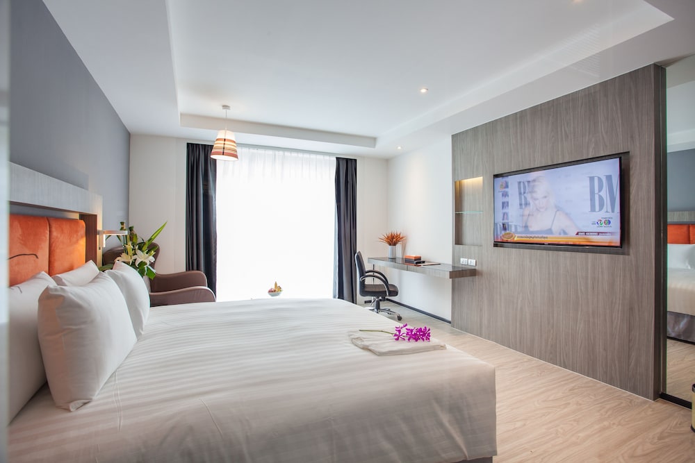 Grand 5 Hotel Plaza Sukhumvit Bangkok 18/63
