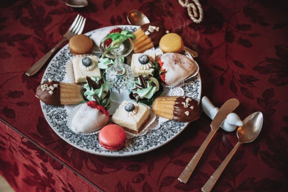 Mathis House, A Victorian Bed & Breakfast and Tea Room at 600 Main 38/50