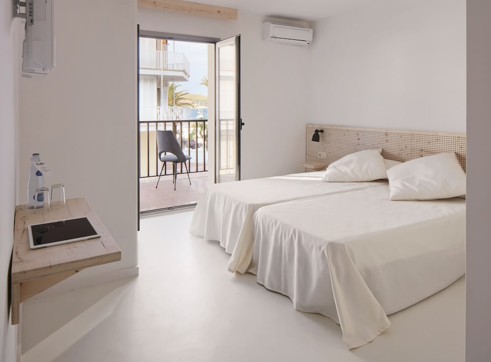 Eolo Hotel 12/72