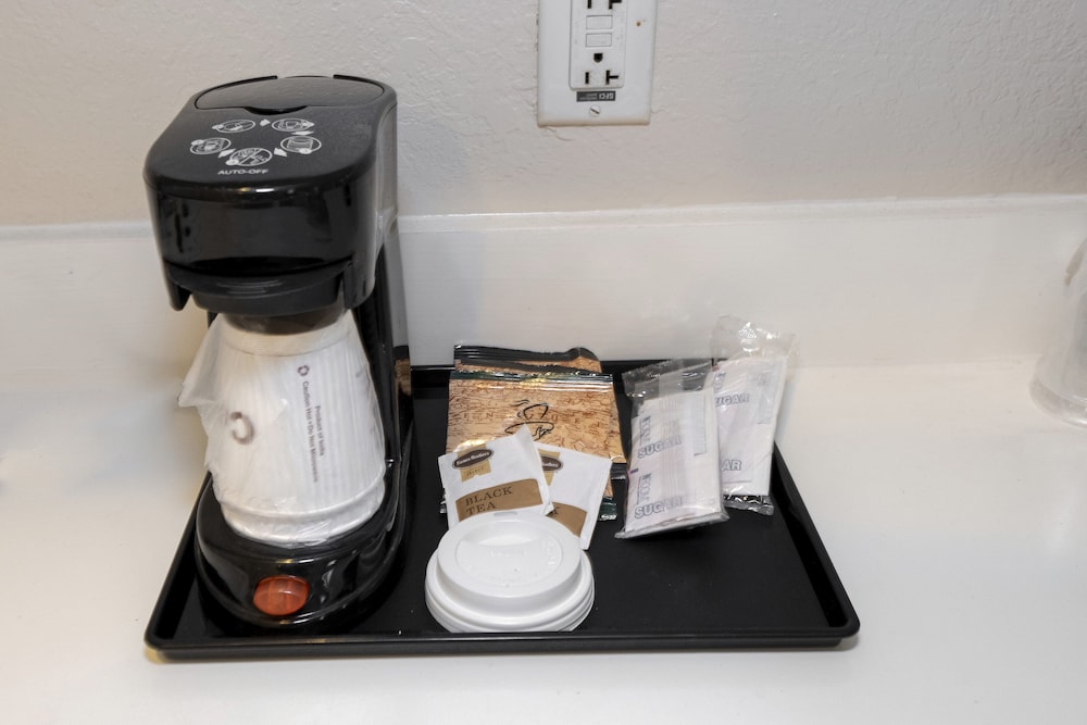 レッド ルーフ イン&スイーツ ペンサコーラ NAS コリー 写真2