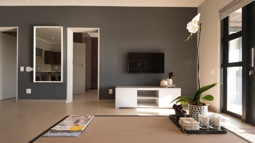 Odyssey Luxury Apartments 25/31