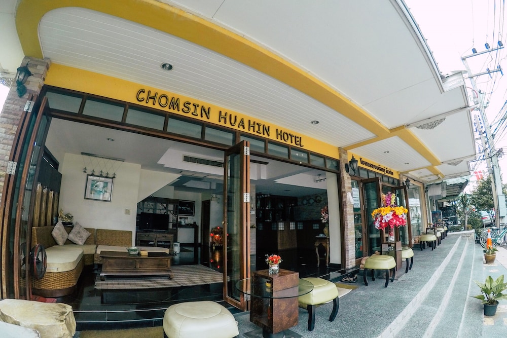 Chomsin Hua Hin Hotel 4/49