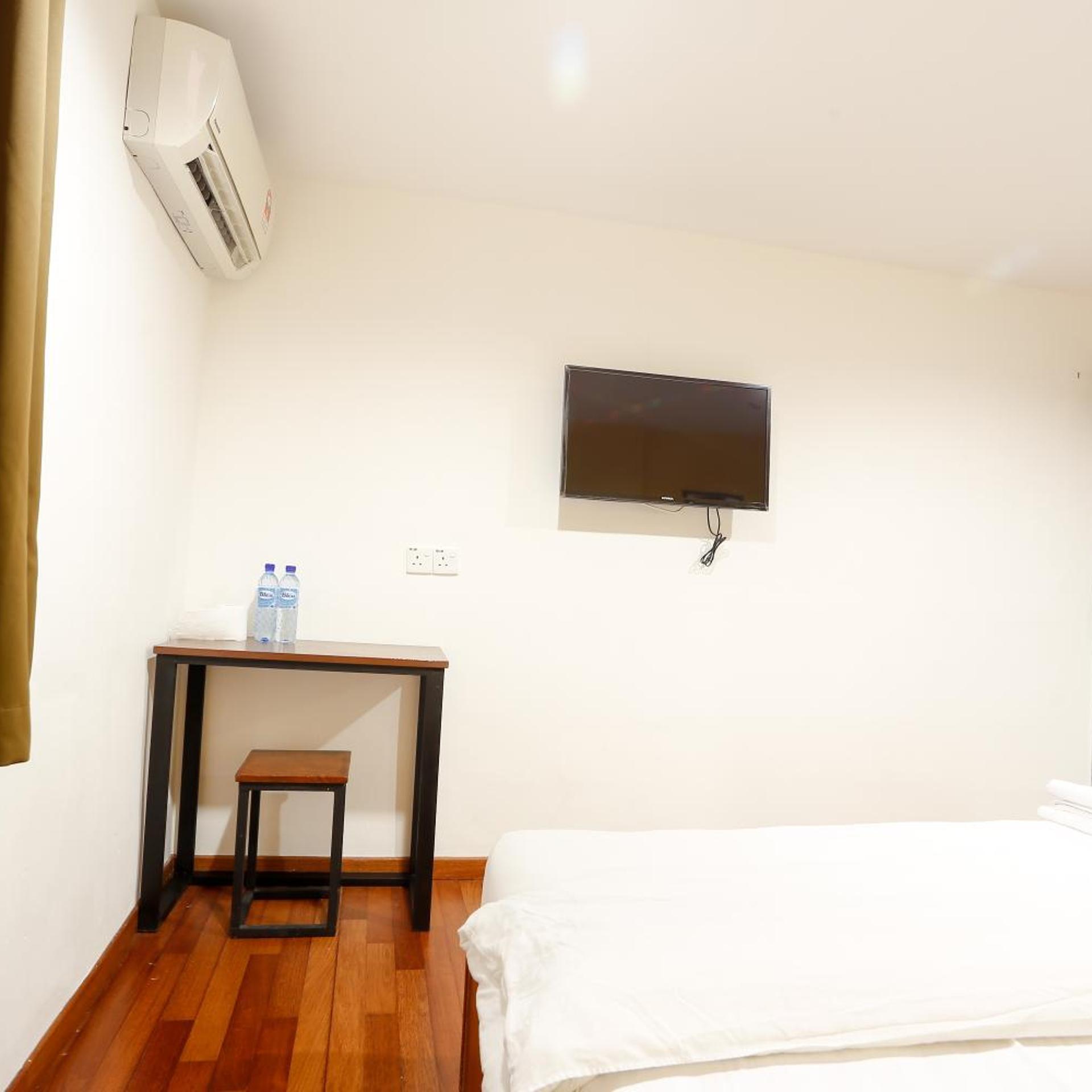 Lux Hotel 21/27