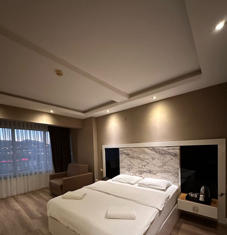 Samsun Airport Resort 4/18