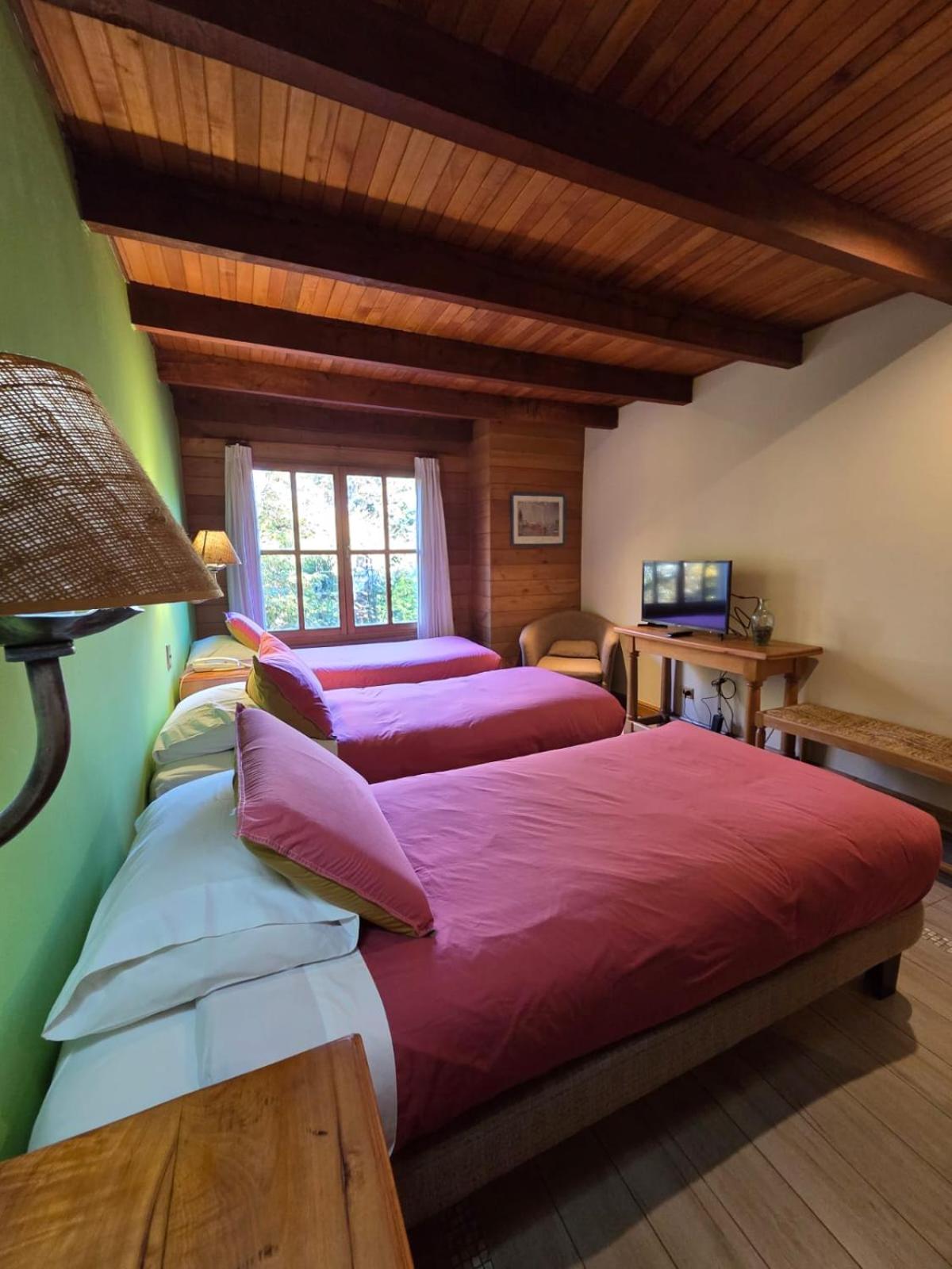 Malalhue Hotel 9/50