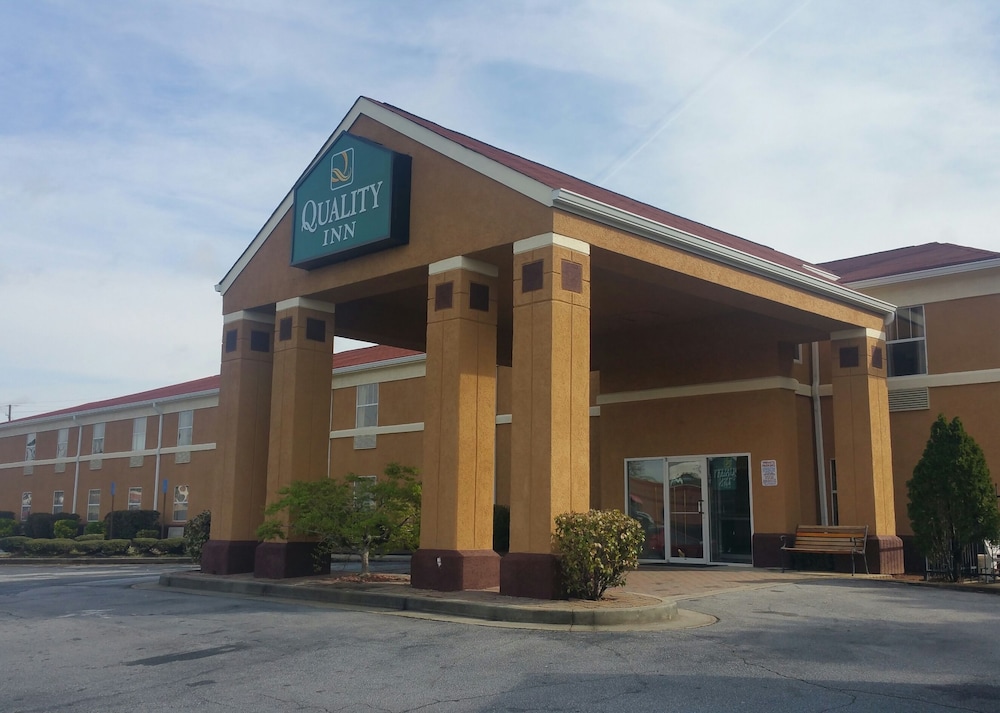 Quality Inn Loganville US Highway 78 5/31