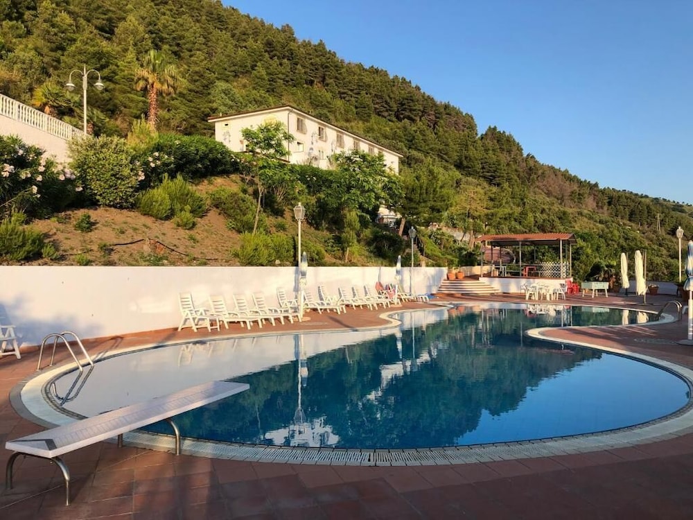 HOTEL RESIDENZA DEL GOLFO 32/38