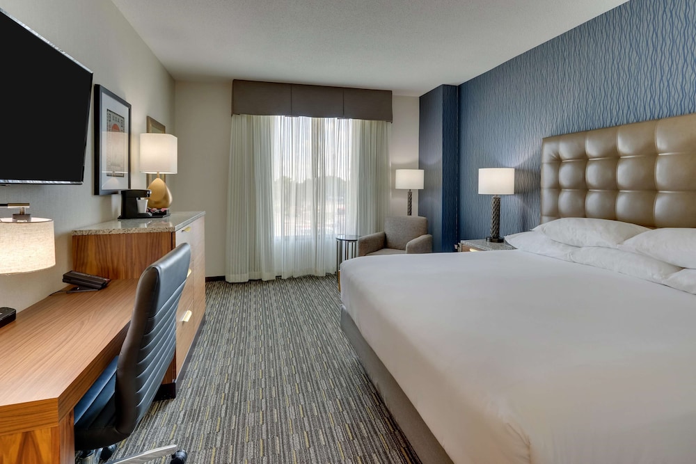Drury Inn & Suites Lafayette IN 18/56