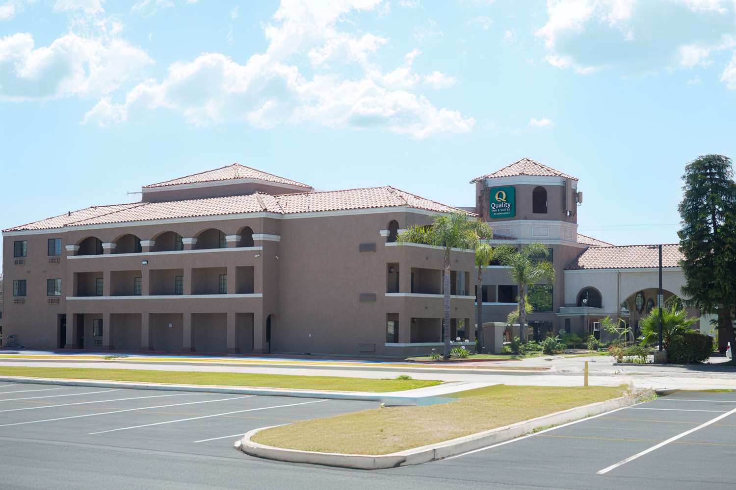Quality Inn & Suites Camarillo-Oxnard 12/13