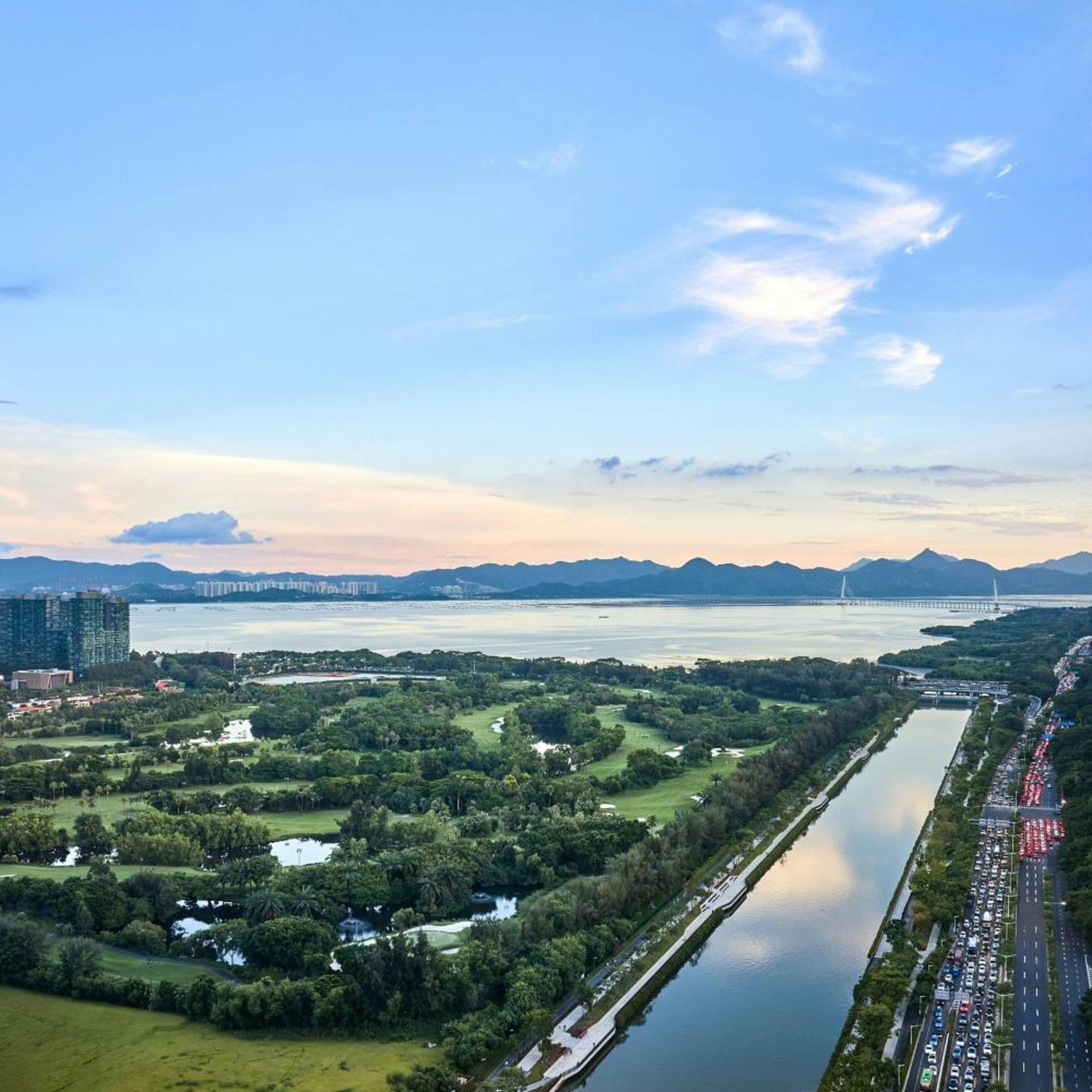 Four Points by Sheraton Shenzhen Bay 34/44