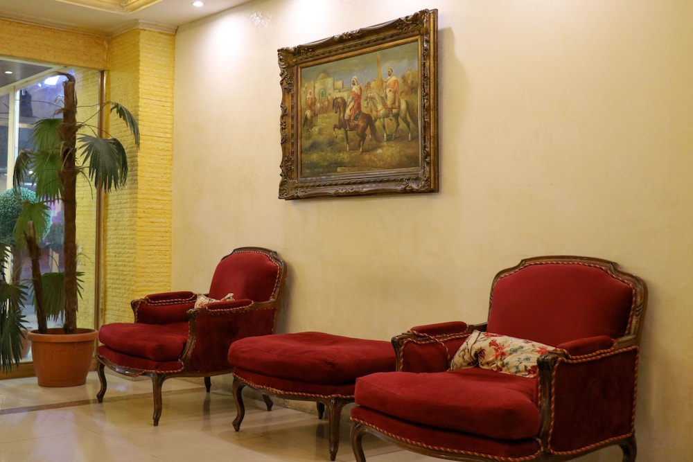 Grand Suites Hotel 48/66