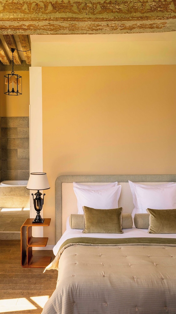جناح جونيور بسرير مزدوج مع أريكة، Chateau Golf & Spa D'augerville 5/7