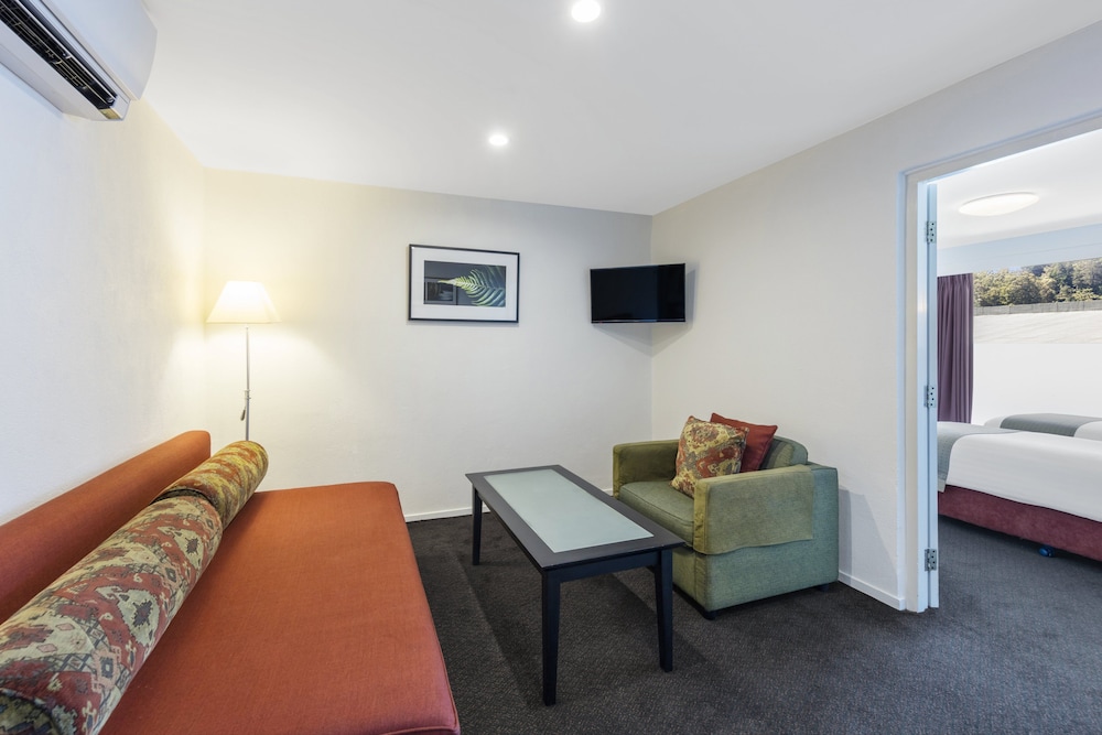 Rydges Rotorua 30/50