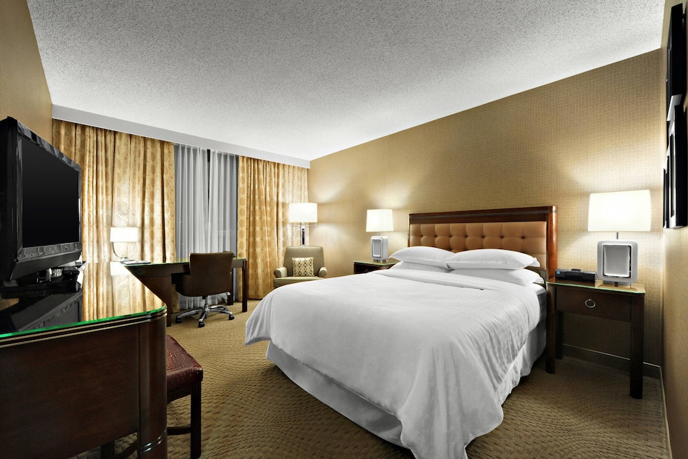 Sheraton Cavalier Saskatoon Hotel 18/83