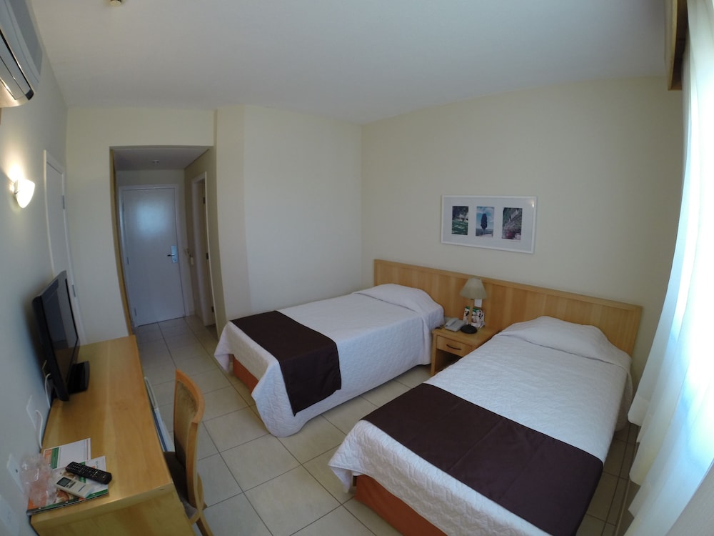 Harbor Self Graciosa Hotel 10/46