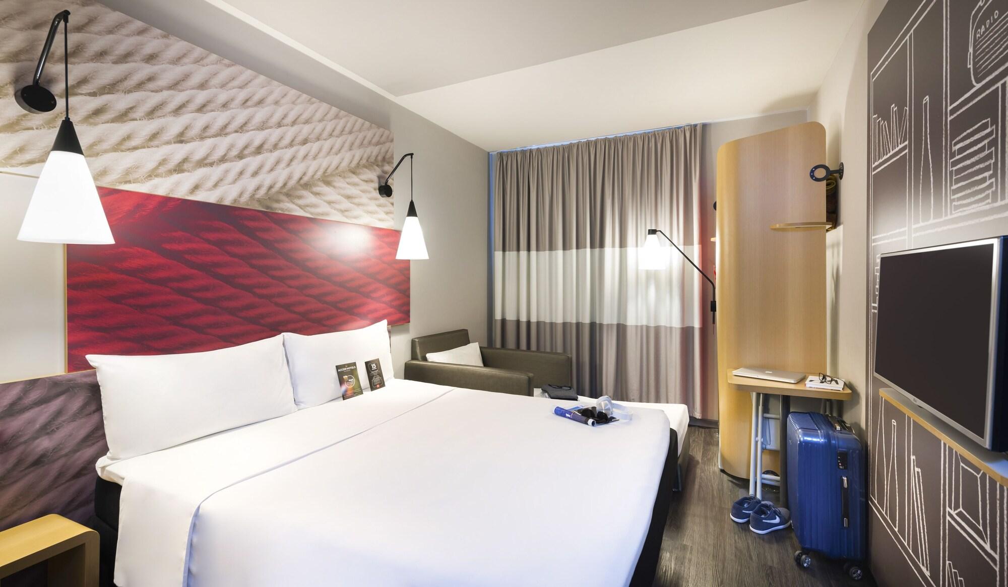 Standard, Multiple Beds