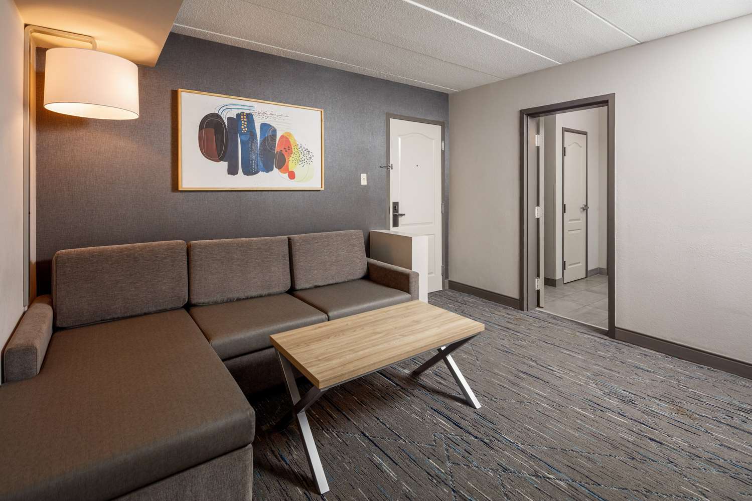 La Quinta Inn & Suites by Wyndham Lexington Park - Patuxent 34/52
