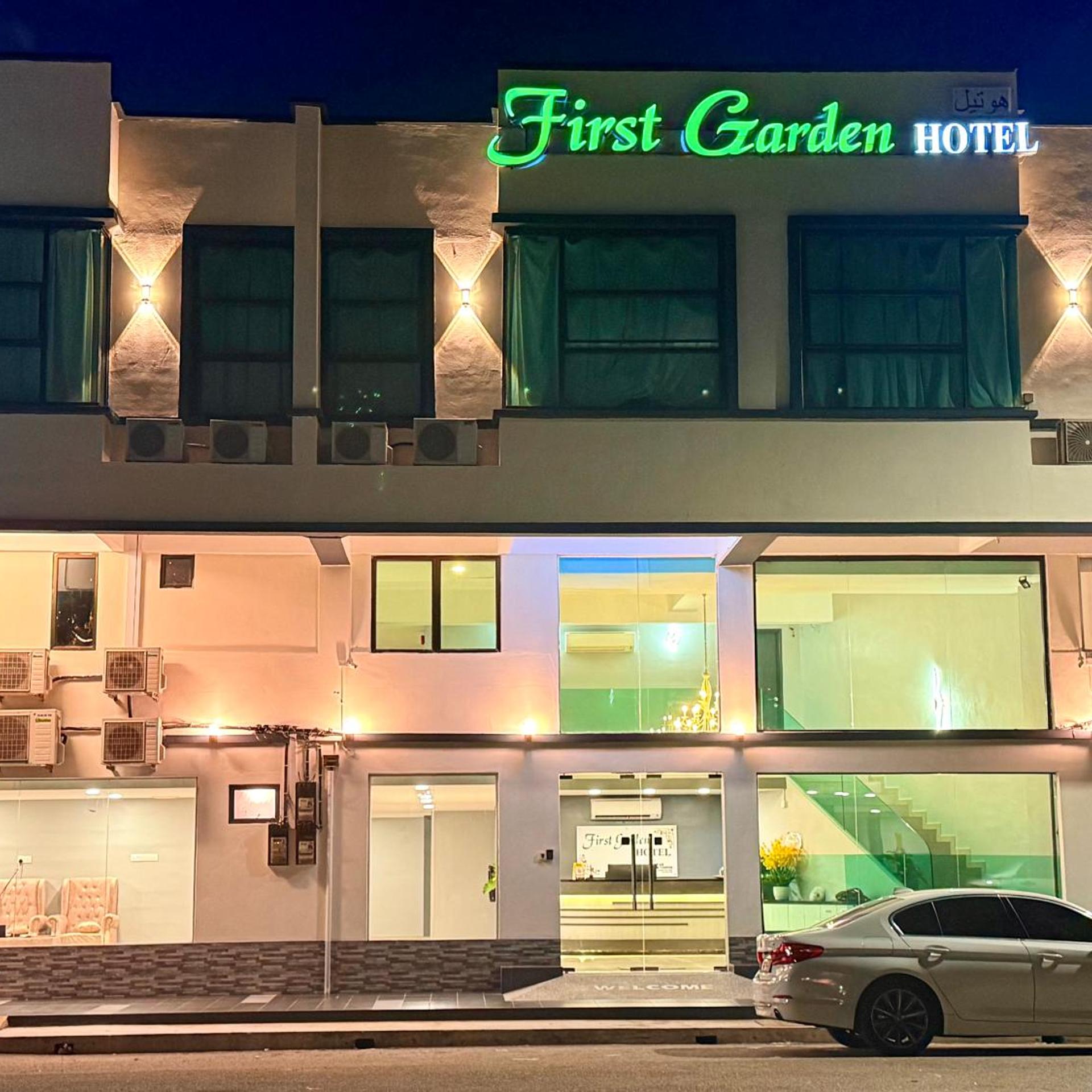 OYO 44043 First Garden Hotel in KUANTAN