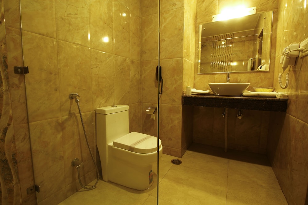 Welcome Hotel At Srinagar 47/50