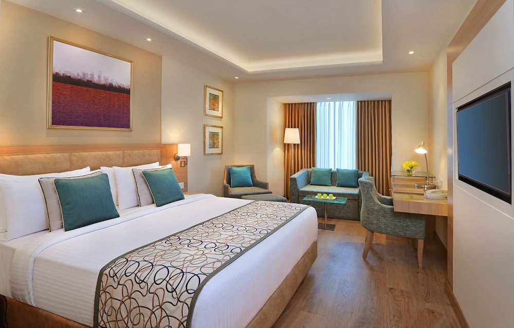 Golden Sarovar Portico 11/59