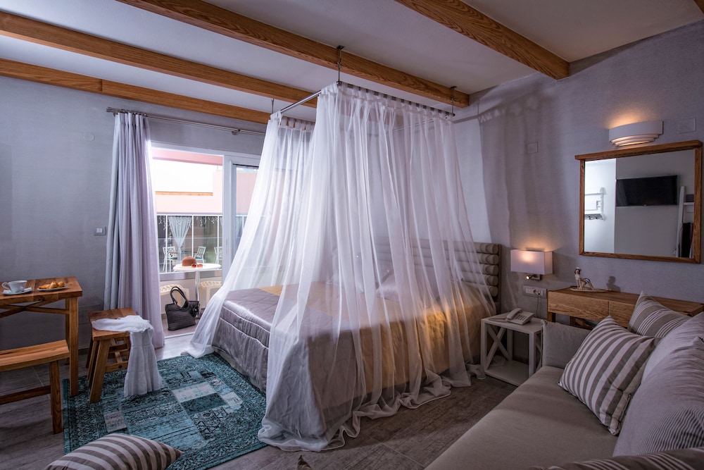Omiros Boutique Hotel 45/59