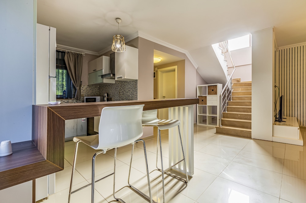 Villa Vista 6/46