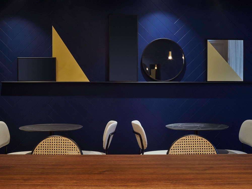 Mercure Versailles Chateau 51/63