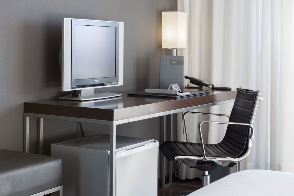Sabatic Gava Mar, Barcelona, a Tribute Portfolio Hotel 35/39