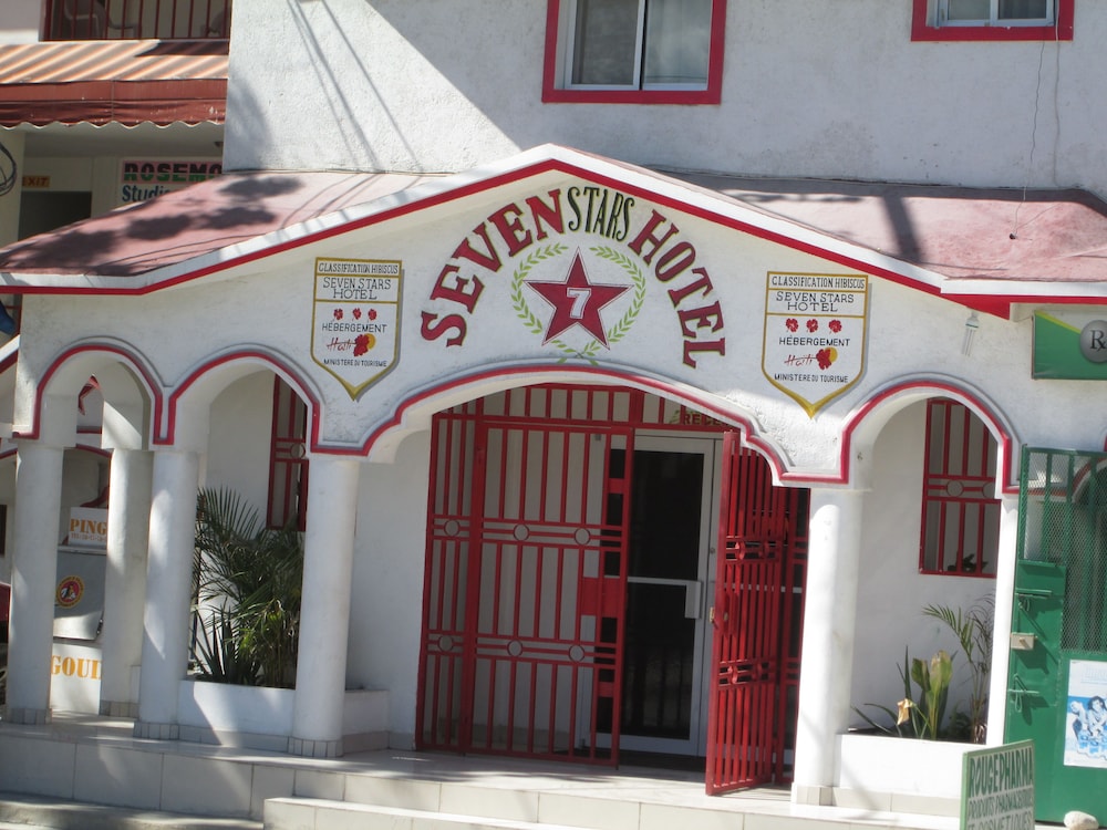 Seven Stars Hotel 2/50