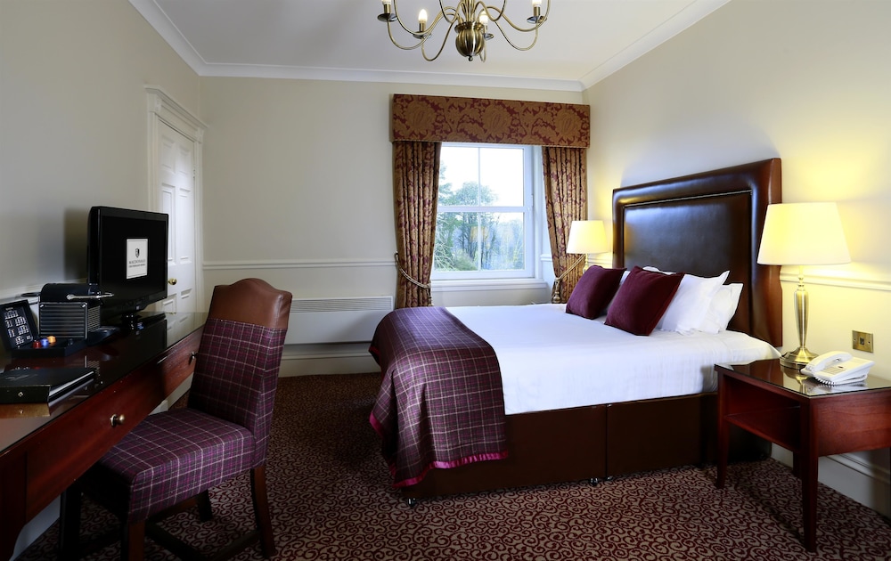 DELUXE, DOUBLE BED