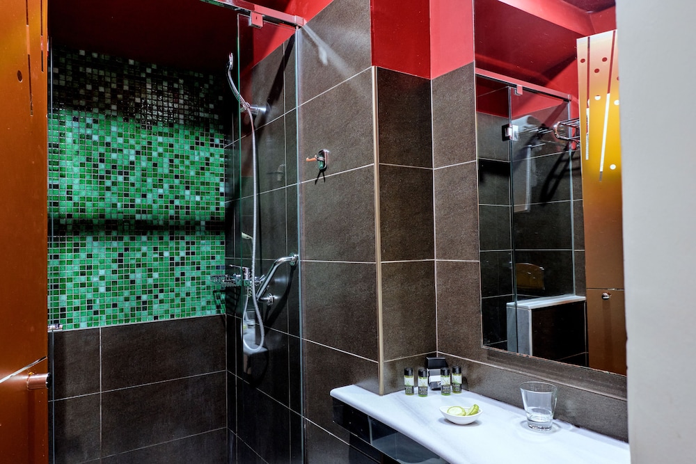 Lato Annex Boutique Rooms 35/36