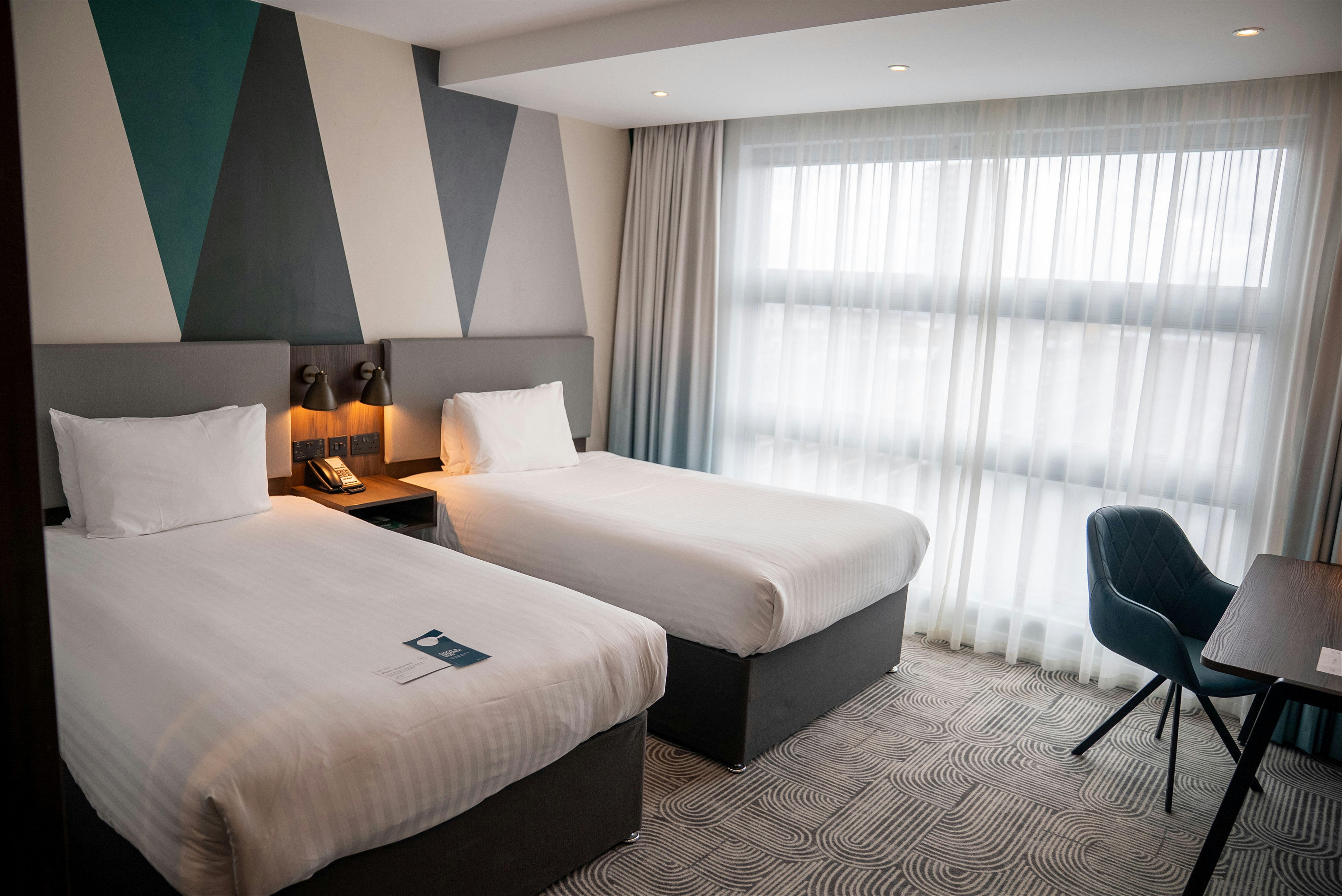 Holiday Inn London - Whitechapel by IHG 28/82