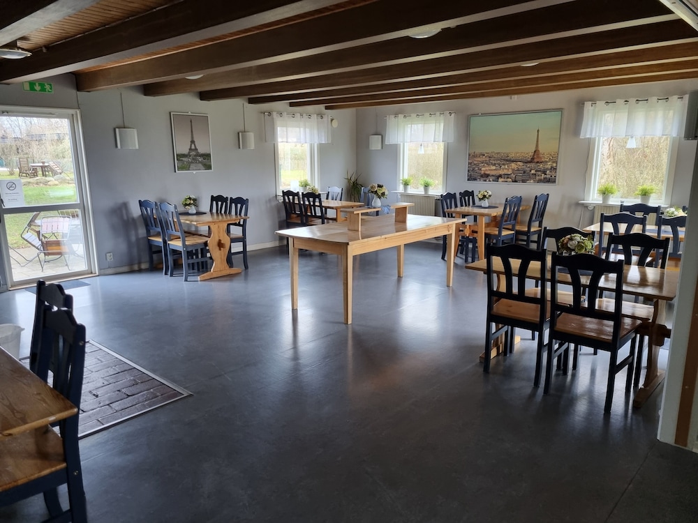 Nyckelbo Vandrarhem 15/25