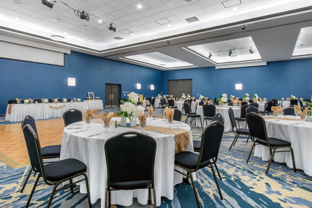 Holiday Inn Melbourne-Viera Conference Ctr 42/60