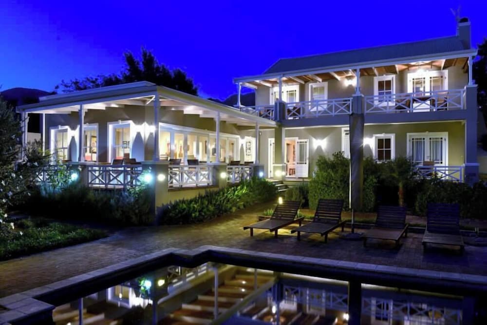 Plumwood Boutique Hotel in FRANSCHHOEK