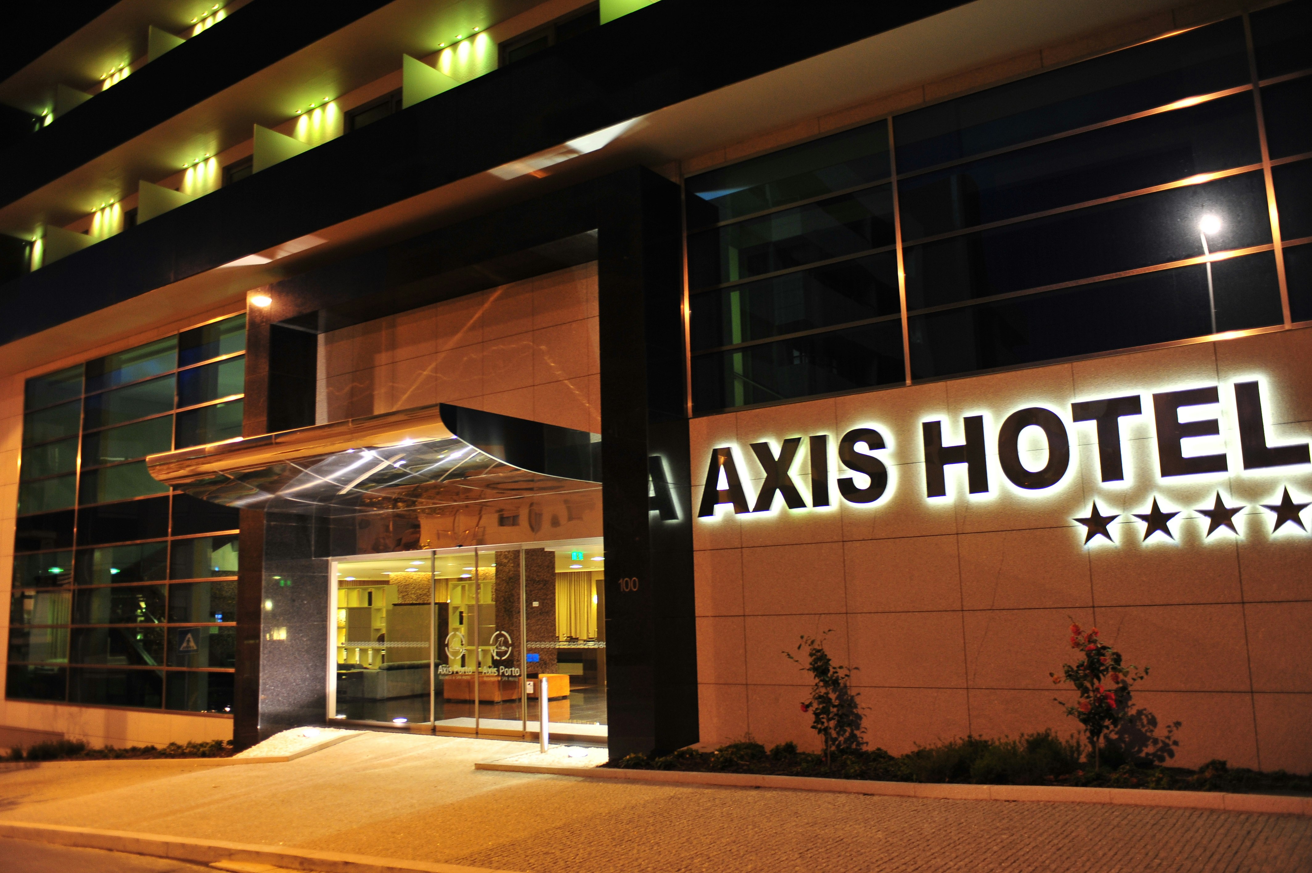 Axis Porto Business & Spa Hotel in MATOSINHOS