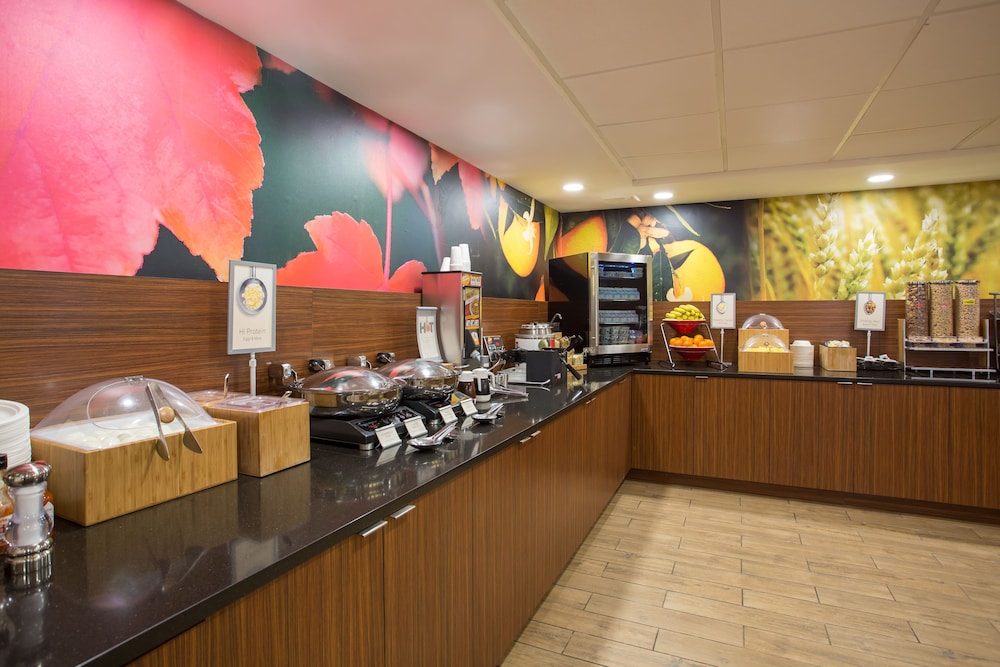Comfort Inn - Dedham-Boston MetroWest 22/49