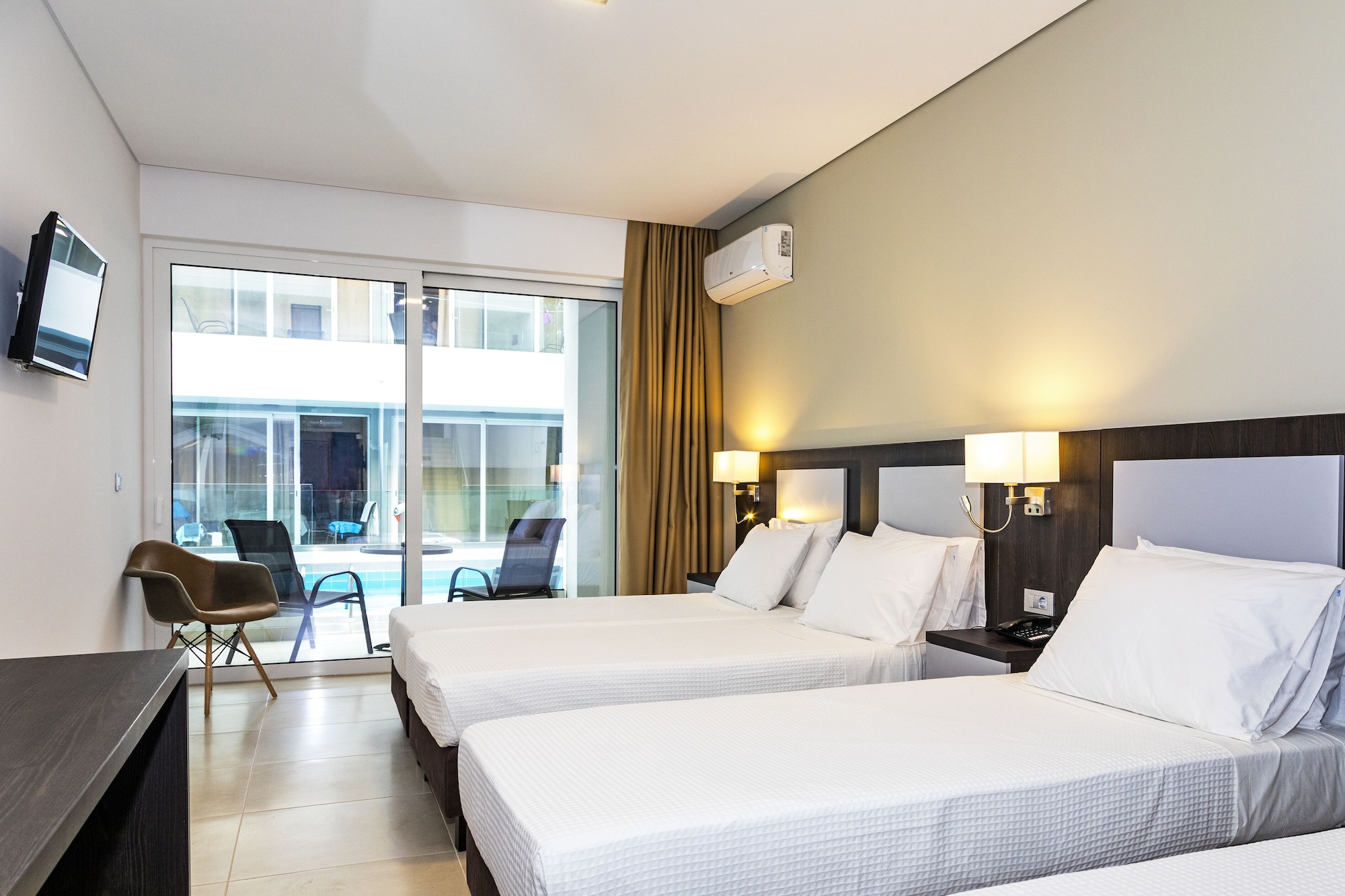 Family, 1 Double and 1 Single Bed, Land View
