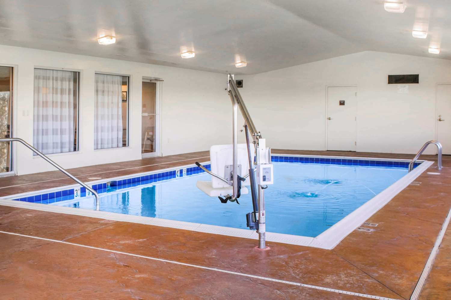 Wingate by Wyndham Dublin Near Claytor Lake State Park 19/38