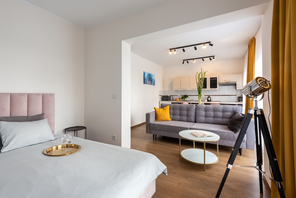 Apartamenty-Wroc Kurkowa 14 17/50